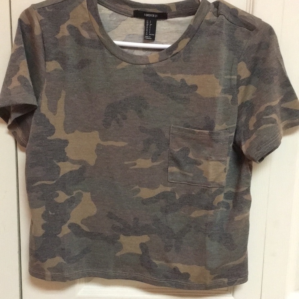 camo t-shirt